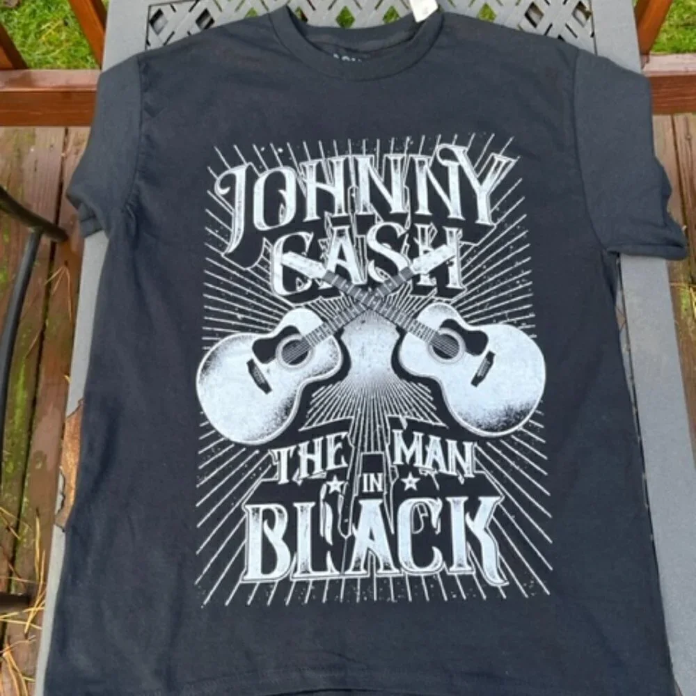 Johnny Cash NWT Men's Black Short Sleeve Crew-Neck Graphic T-Shirts  Size Medium - Picture 2 of 6